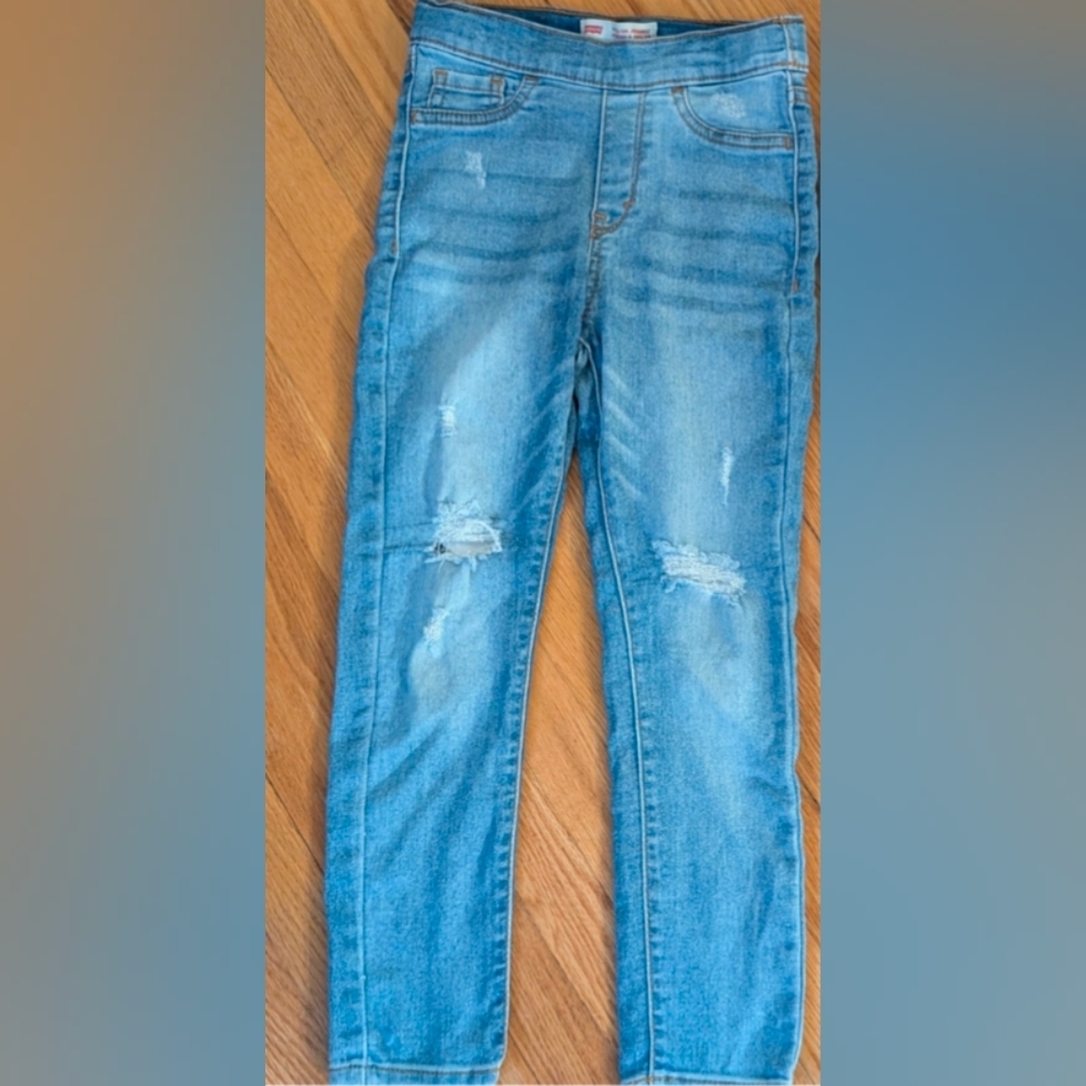 Levi's Light Blue Distressed Skinny Jeans